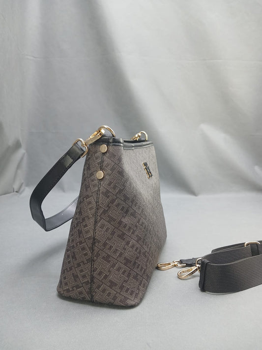 T.O.M-M.Y H.I.L.F-I.G.E.R CROSSBODY BAG