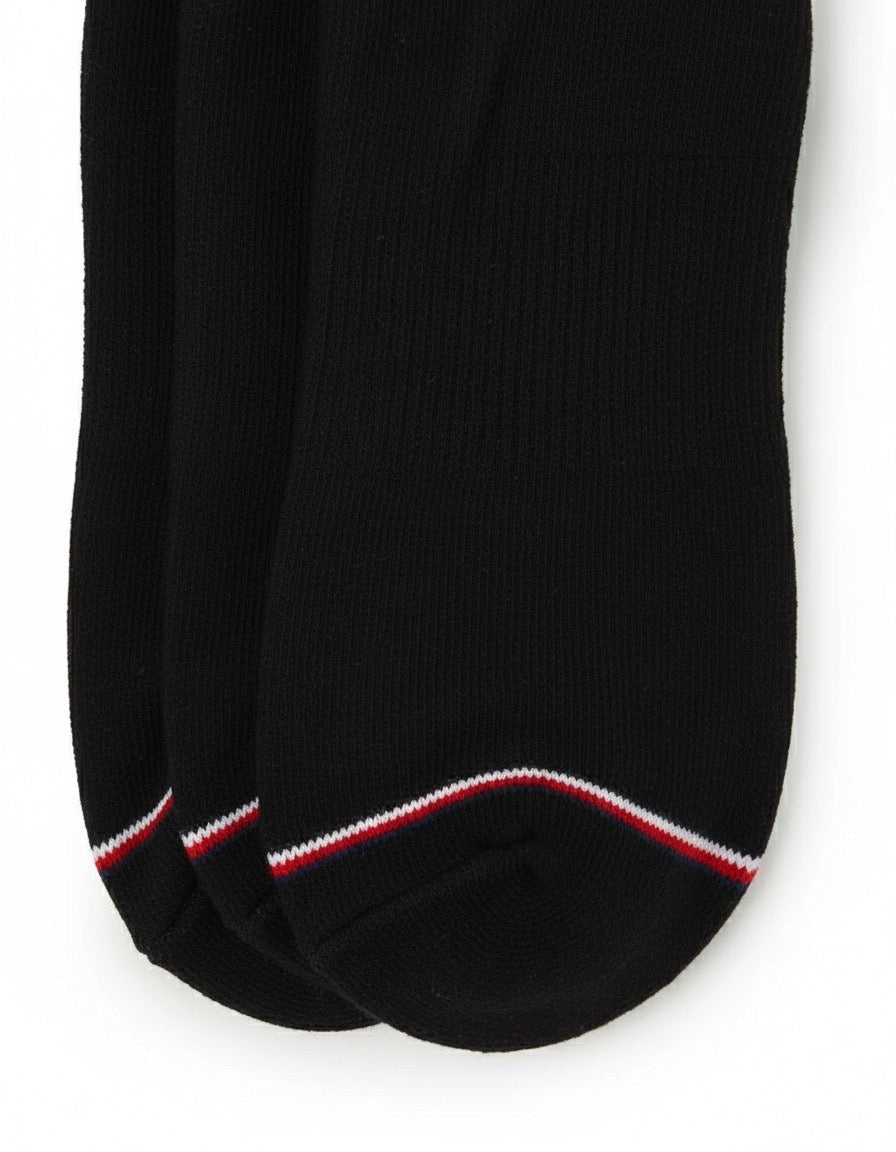 T.o.m.m.y H.i.l.f.i.g.e.r Cotton Cushion Quarter Cut Socks Pack of 3 Black With T.o.m.m.y H.i.l.f.i.g.e.r Lettering