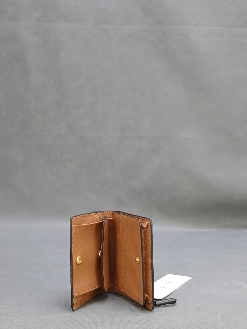 C-A-L-V-I-N K-L-E-I-N BIFOLD WALLET