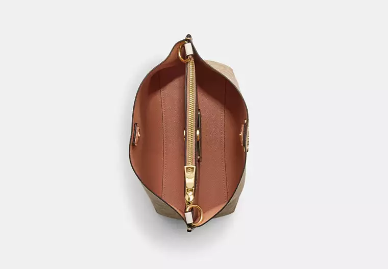 C.O.A.C.H Mollie Bucket Bag