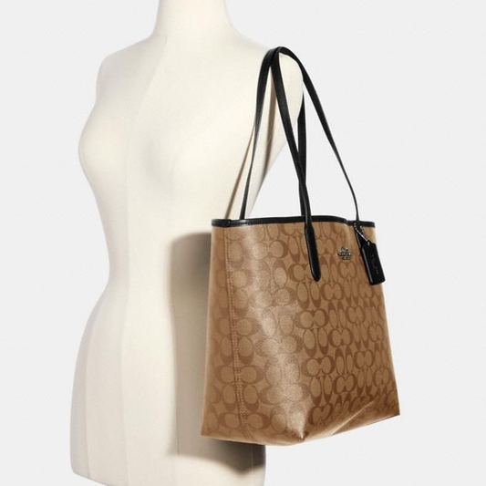 C-O-A-C-H TOTE BAG