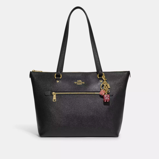 C-O-A-C-H KEY CHAIN GOLD FOR WOMEN