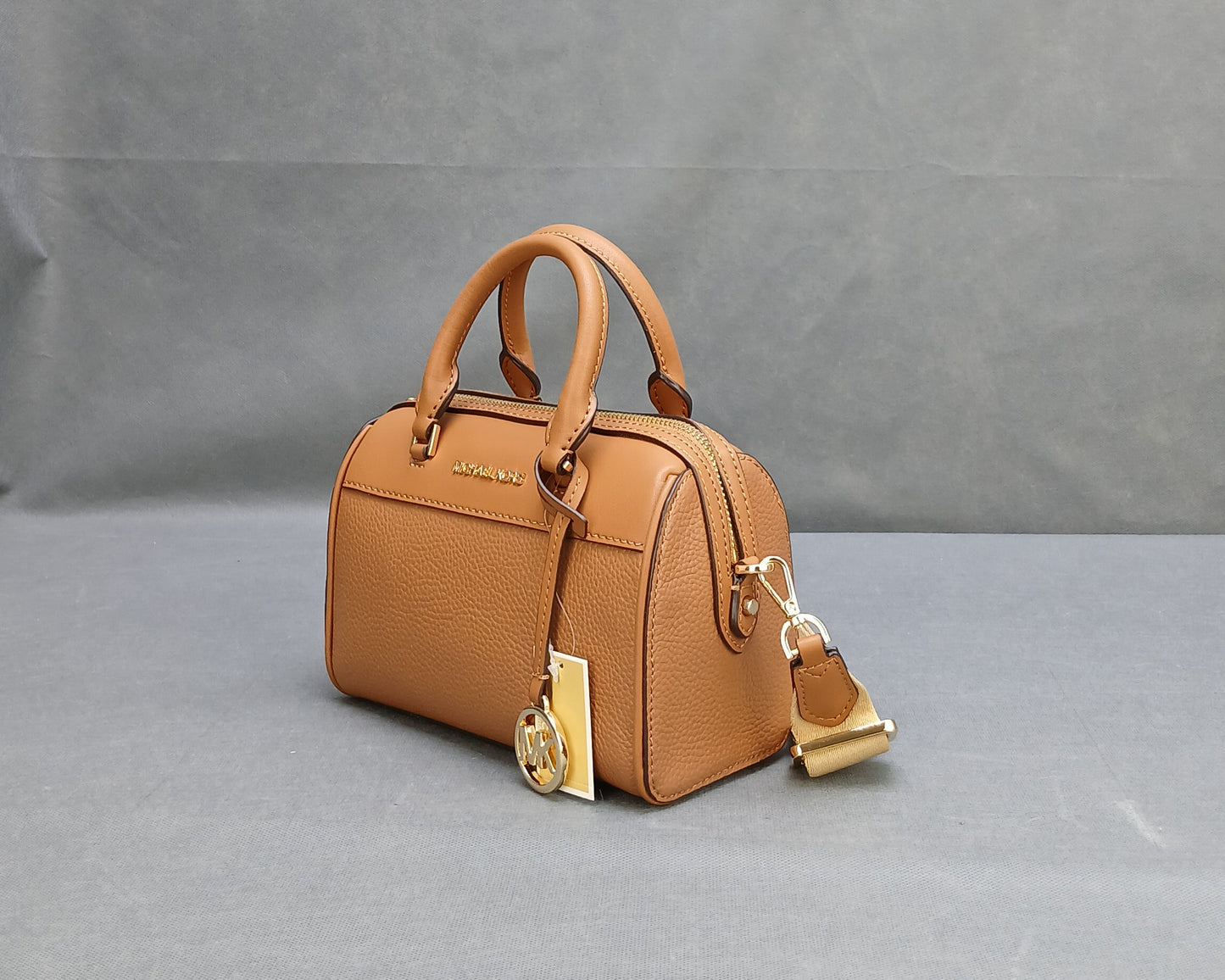 M.I.C.H.A.E.L K.O.R.S CROSSBODY Bag