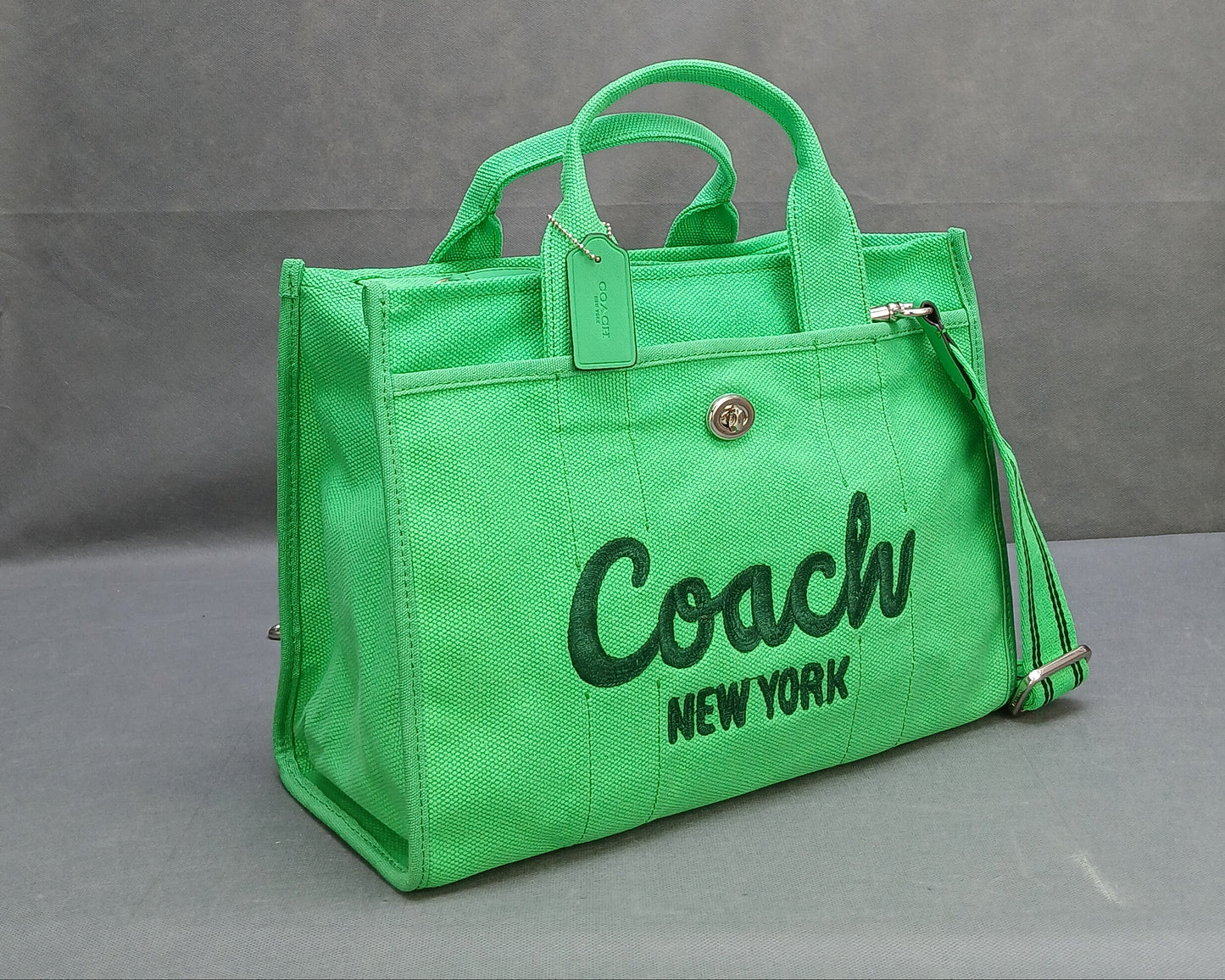 C.O.A.C.H CARGO TOTE BAG