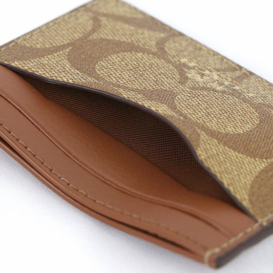 C-O-A-C-H CARDHOLDER