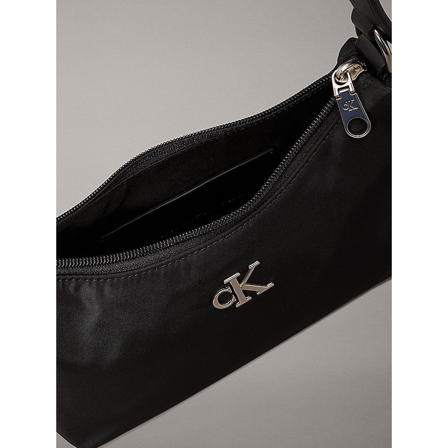 C.a.l.v.i.n K.l.e.i.n Sleek Nylon Shoulder Bag