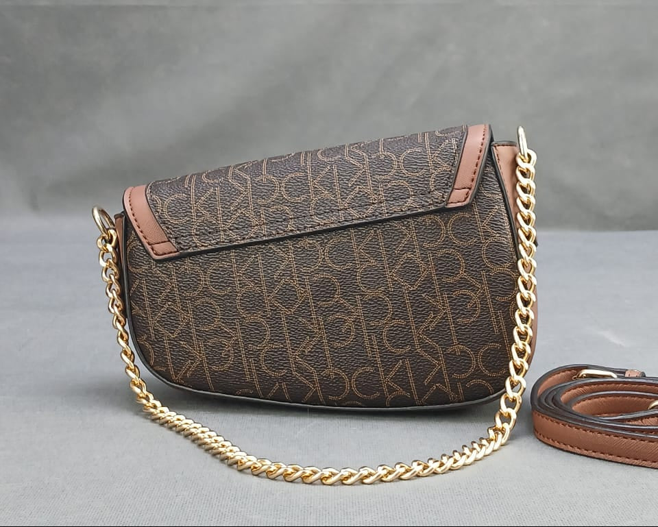 C-A-L-V-I-N K-L-E-I-N CROSSBODY BAG