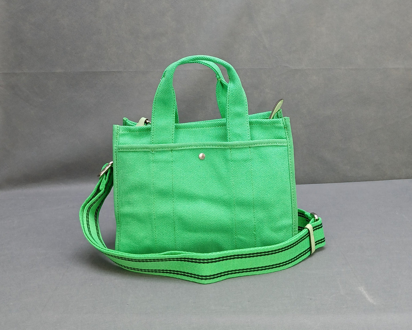 C.O.A.C.H CARGO TOTE BAG