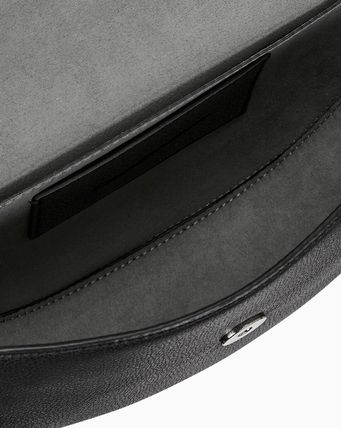 C-A-L-V-I-N K-L-E-I-N CROSSBODY BAG