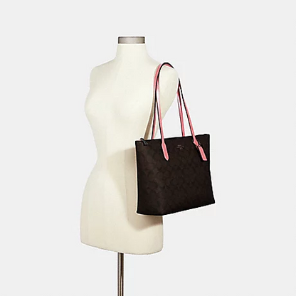 C.O.A.C.H TOTE BAG