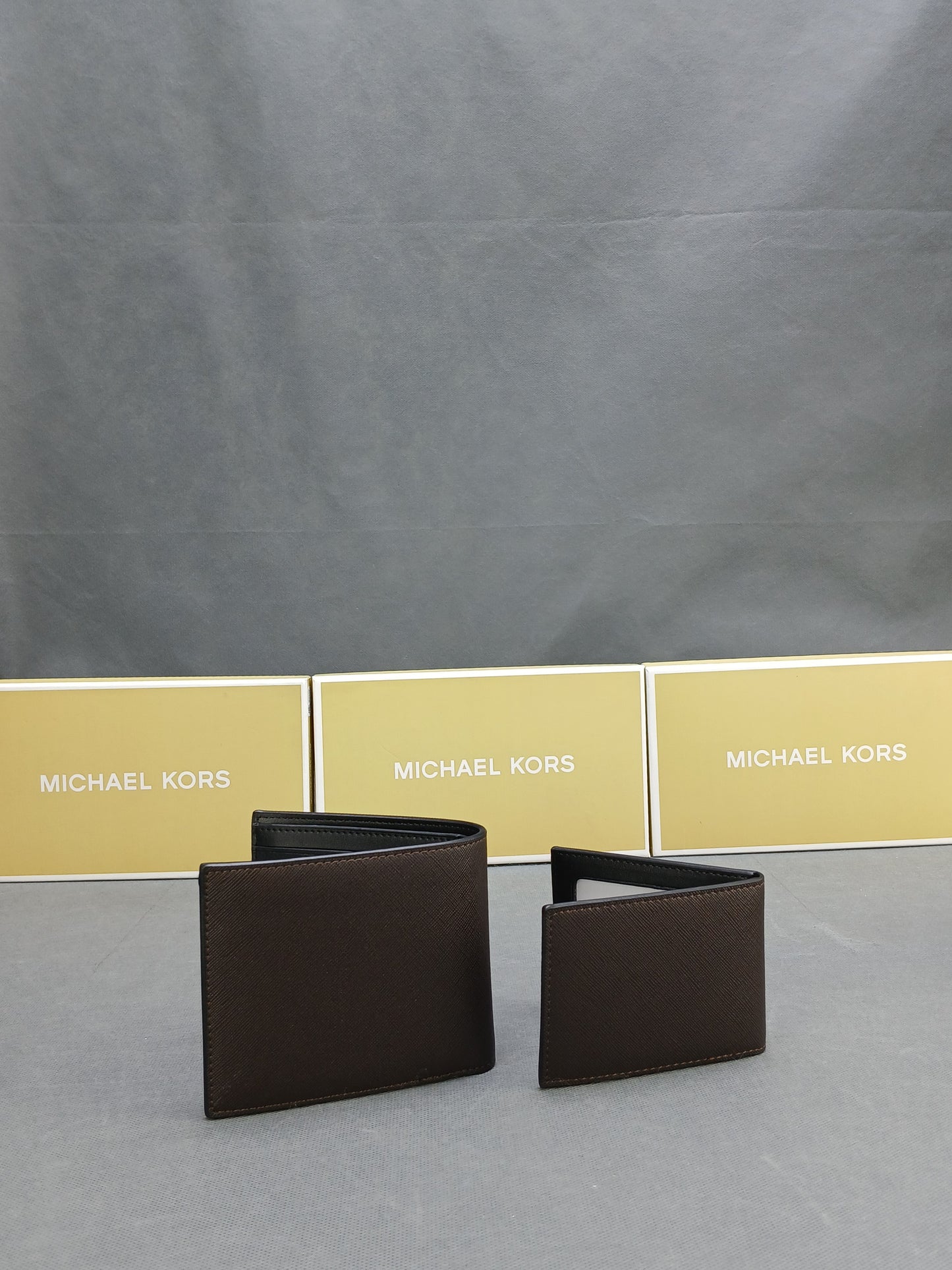 M.I.C.H-A.E.L  K.O-R.S 2in 1 WALLET + CARD HOLDER