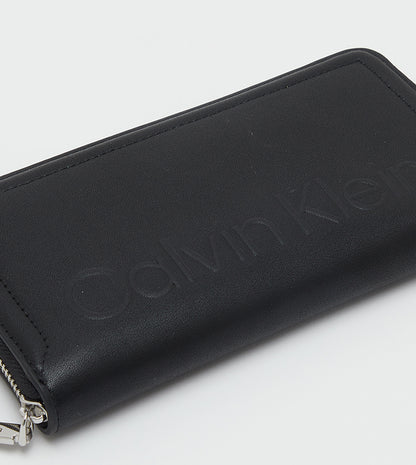 C-A-L-V-I-N K-L-E-I-N WALLET K60K609919 RBC FOR WOMEN