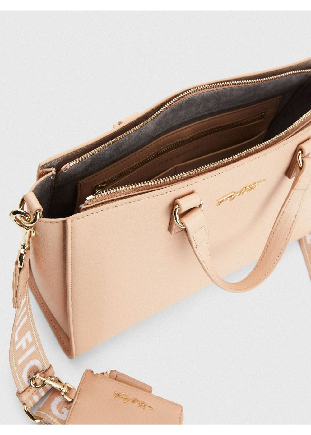 T.O.M.M.Y H.I.L.F.I.G.E.R. Joy Signature Satchel