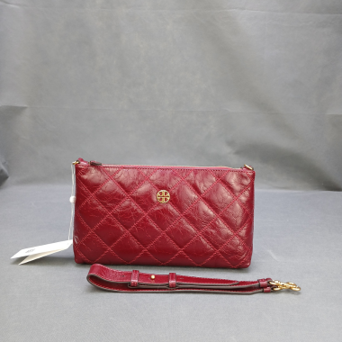 T.o.r-y B.u.r-c.h Shoulder bag
