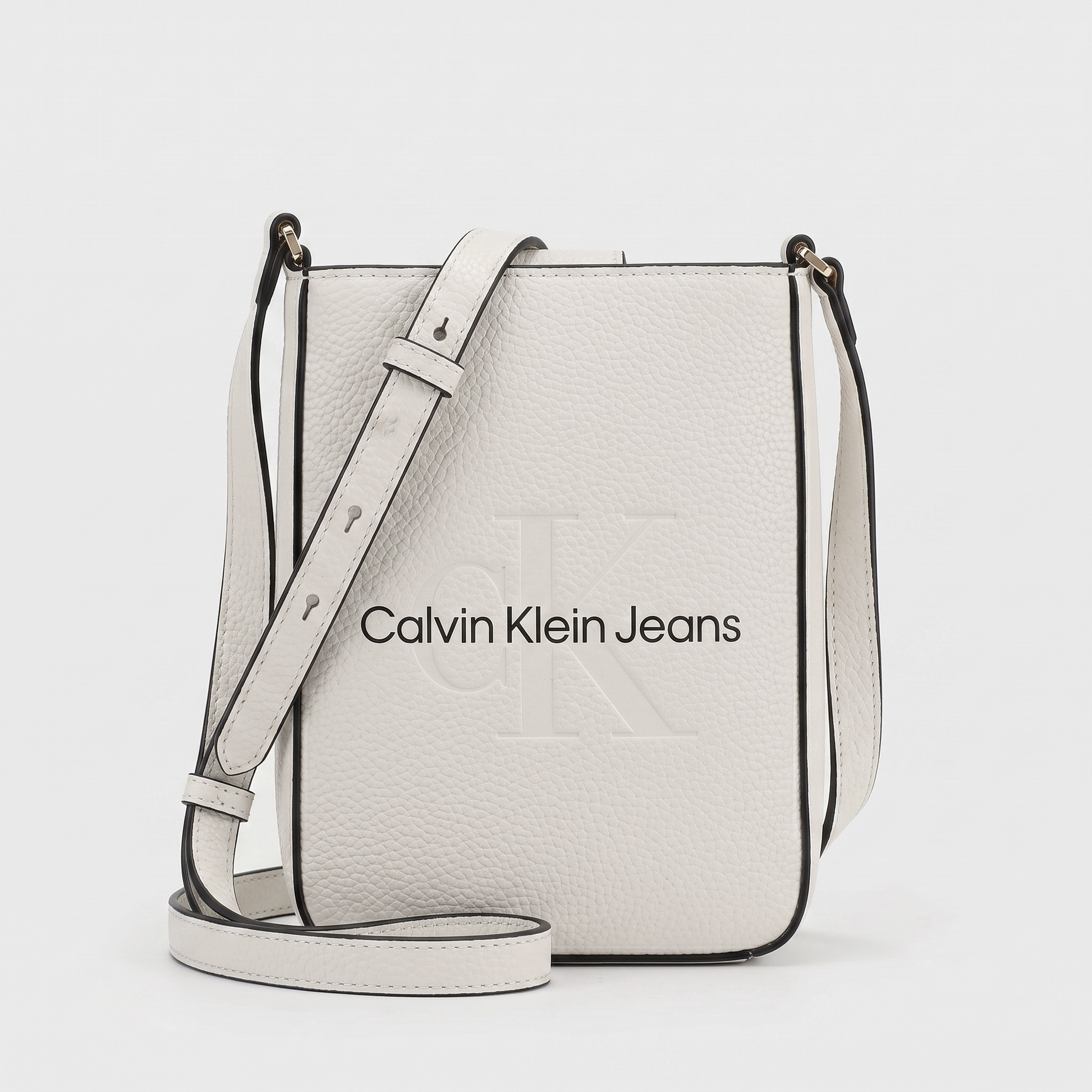 CALVIN KLEIN CROSSBODY BAG WHITE FOR WOMEN in Egypt