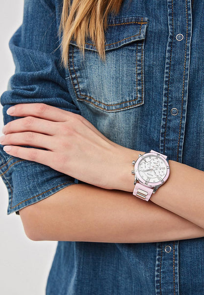 G-U-E-S-S WATCH