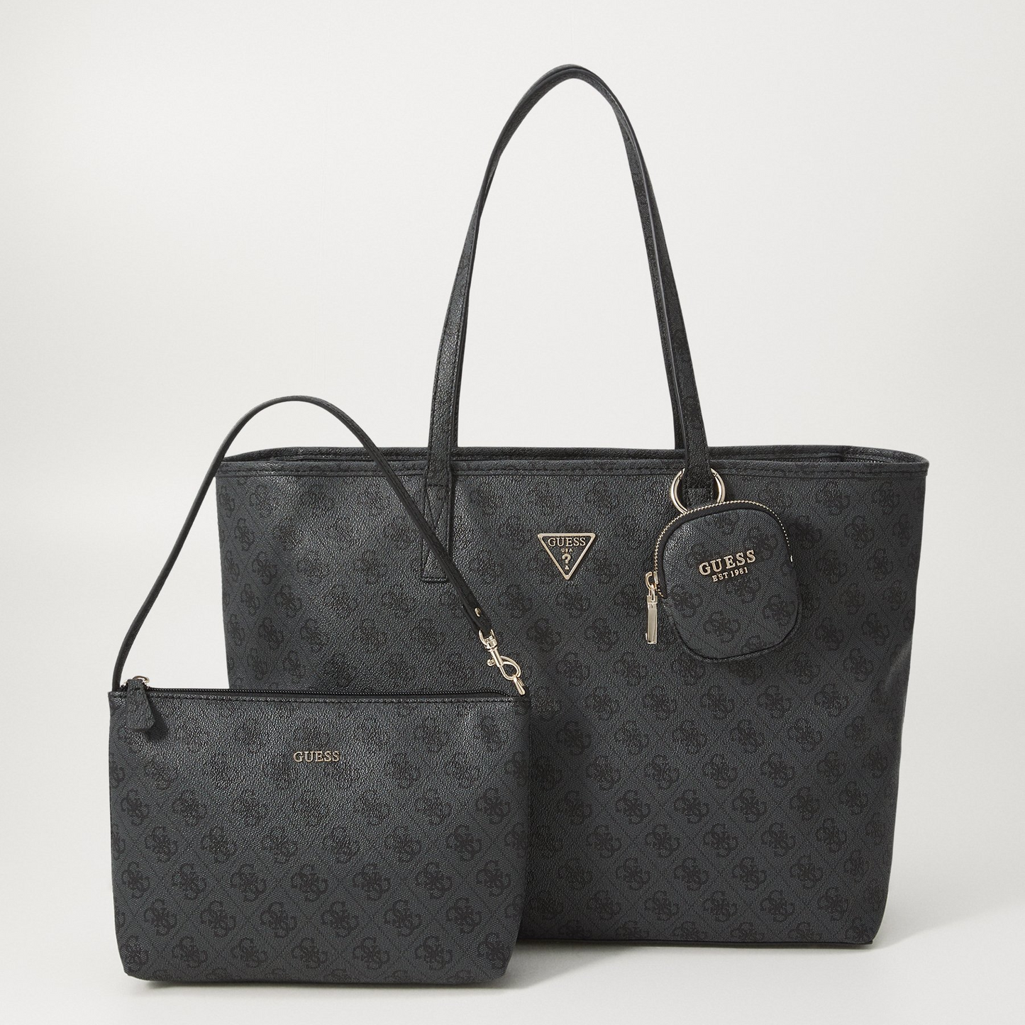 GUESS SHOULDER BAG IN EGYPT 