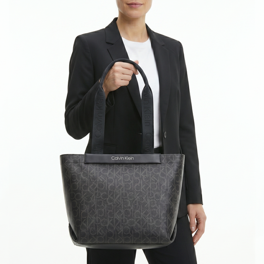 C-A-L-V-I-N K-L-E-I-N SHOULDER BAG BLACK MONOGRAM FOR WOMEN