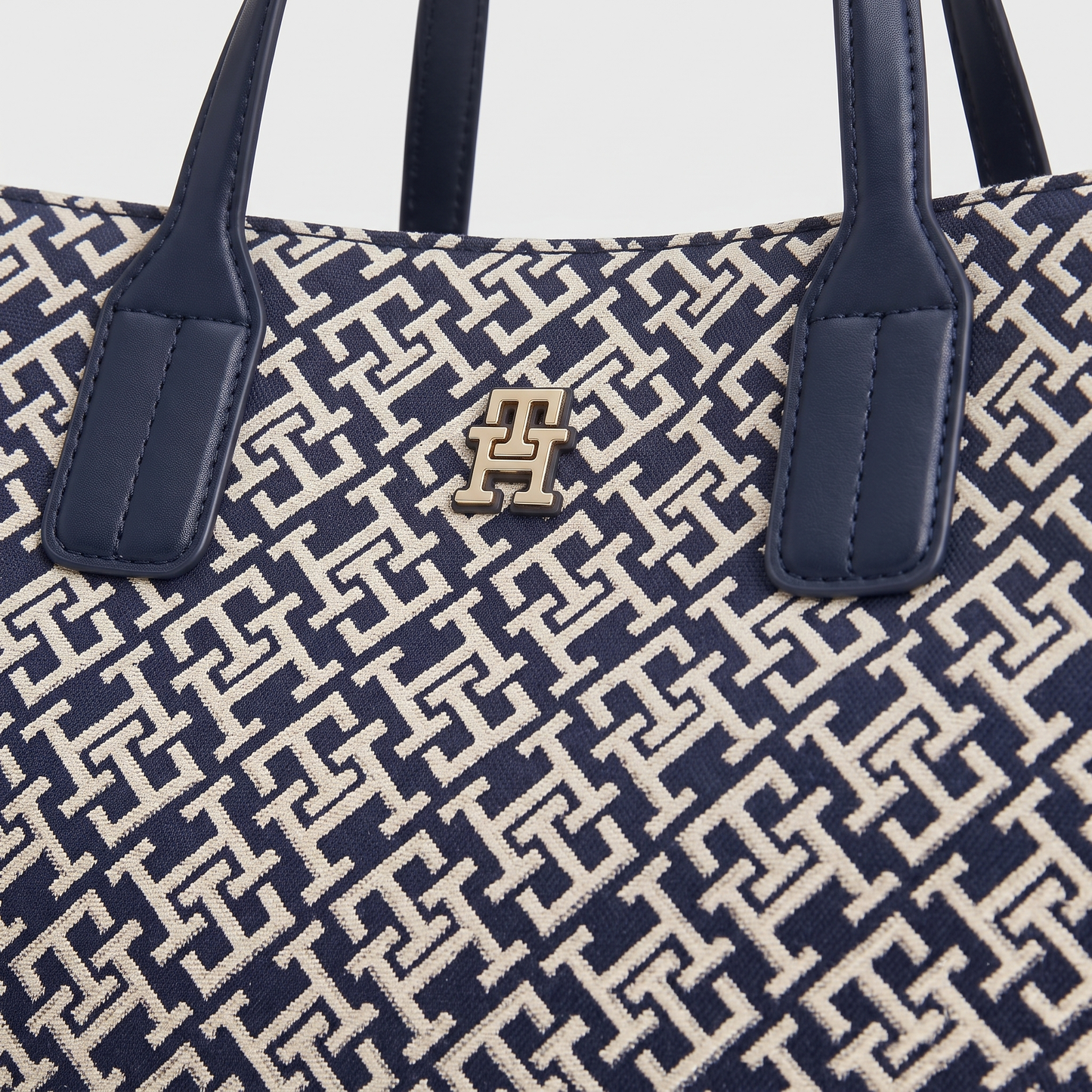 T.O.M-M.Y H.I.L.F-I.G.E.R CROSSBODY BAG NAVY MONOGRAM FOR WOMEN