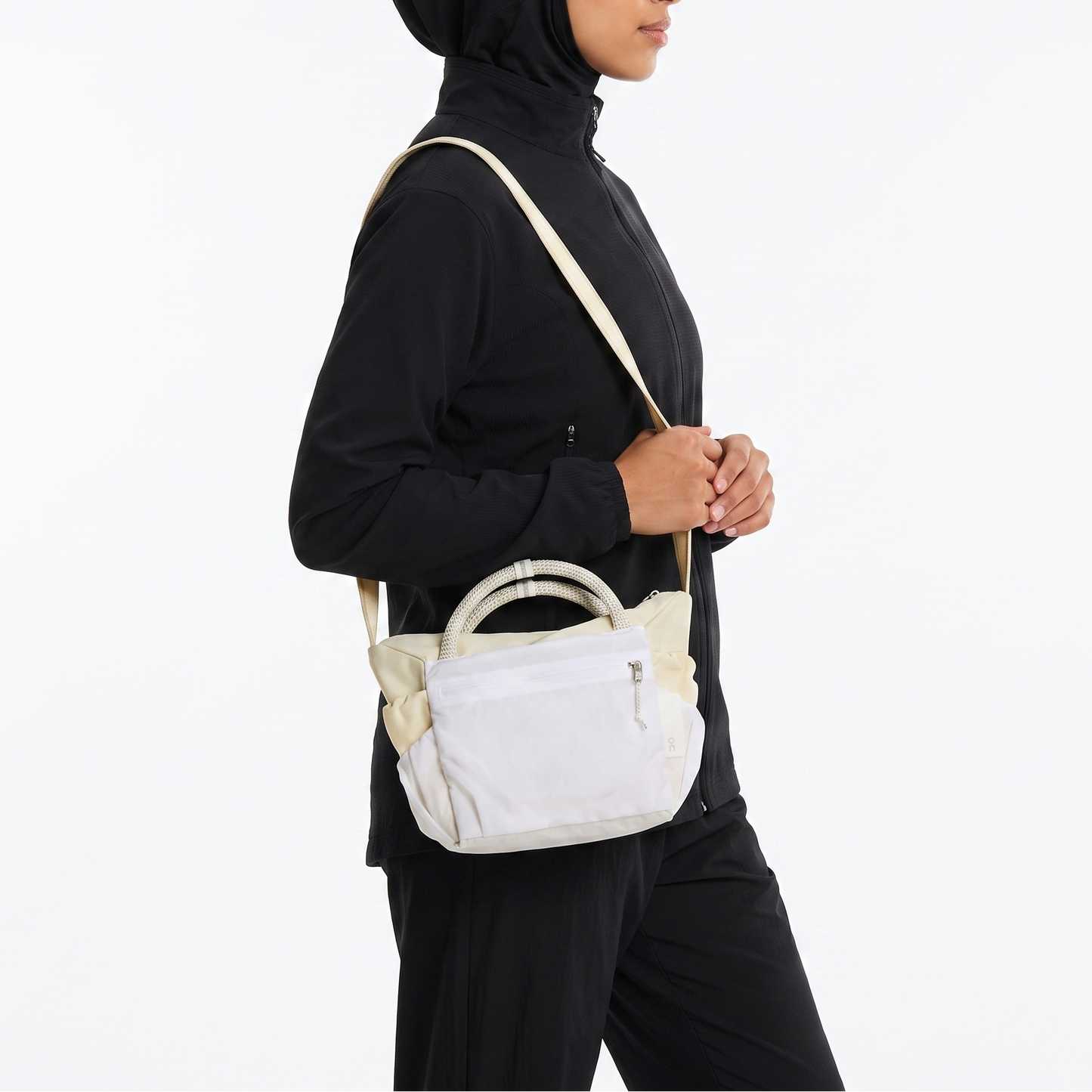 O-N C-L-O-U-D CROSSBODY 4 Lite 2UF30520761 CREAM WHITE