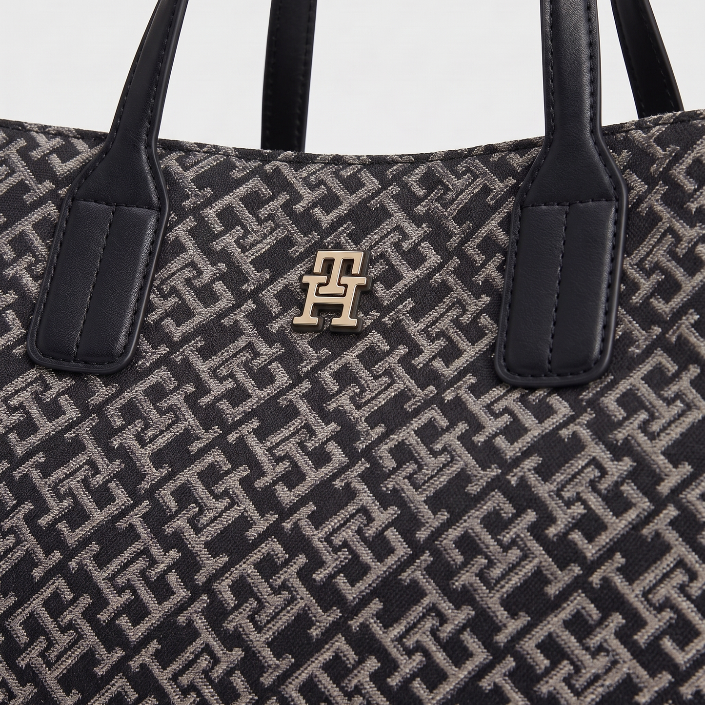 T.O.M-M.Y H.I.L.F-I.G.E.R CROSSBODY BAG BLACK MONOGRAM FOR WOMEN