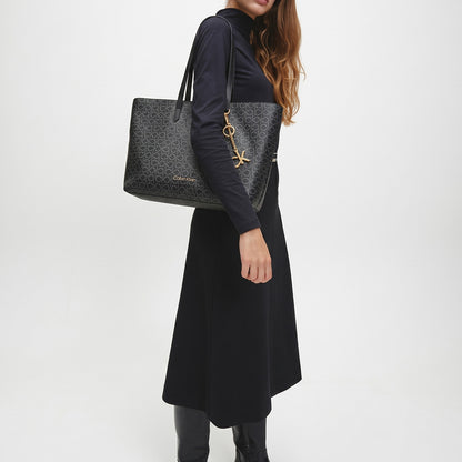 C-A-L-V-I-N K-L-E-I-N SHOULDER BAG BLACK MONOGRAM FOR WOMEN