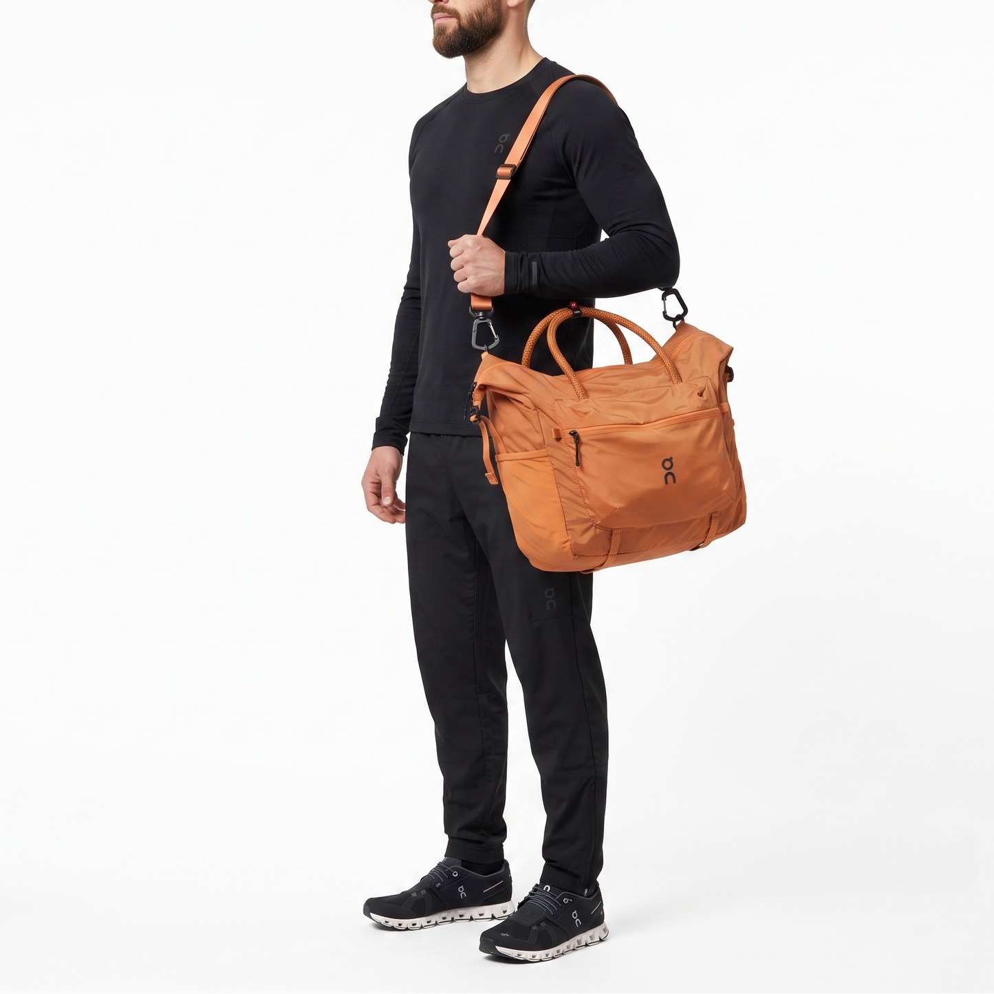 O-N C-L-O-U-D Track Pack 35L Lite 2UE3030 Desert Glow