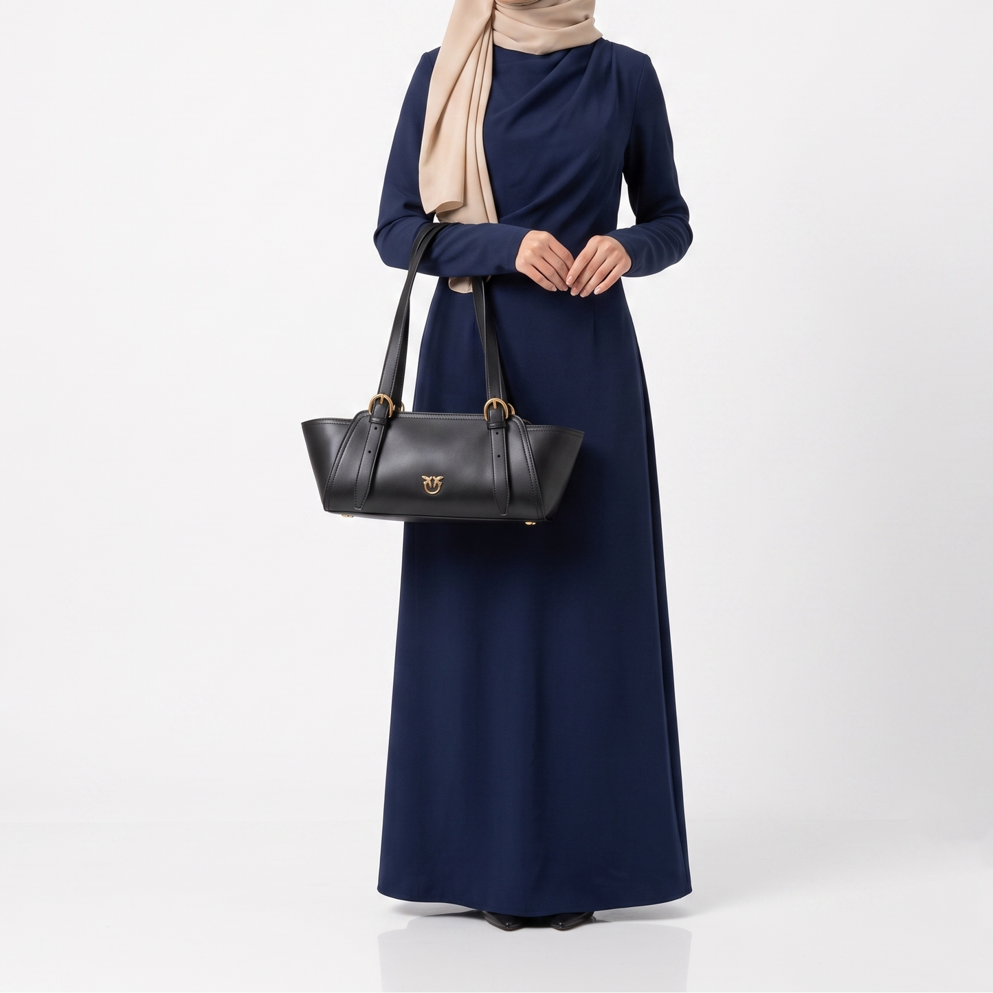 P-I-N-K-O SHOULDER BAG BLACK FOR WOMEN