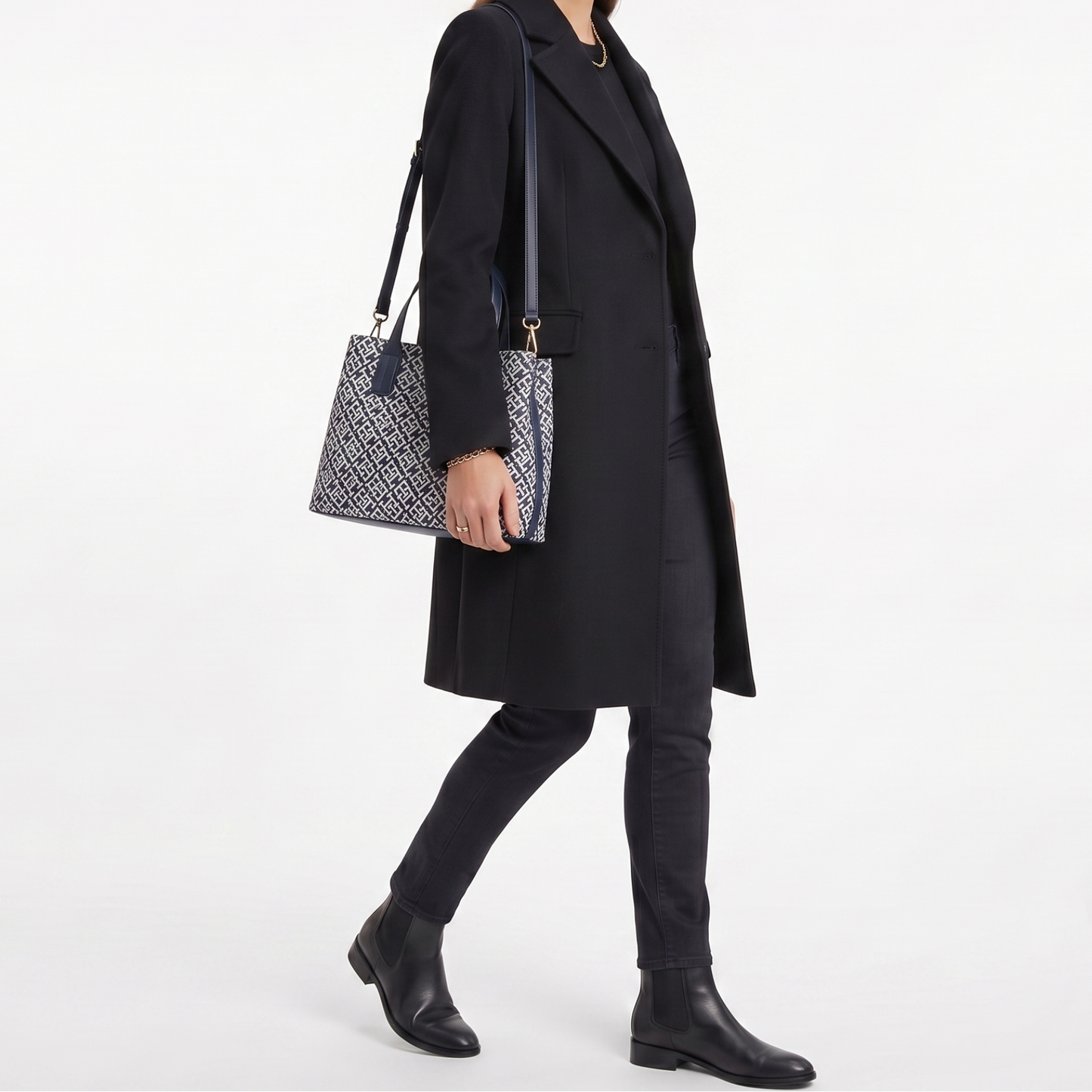 T.O.M-M.Y H.I.L.F-I.G.E.R CROSSBODY BAG NAVY MONOGRAM FOR WOMEN
