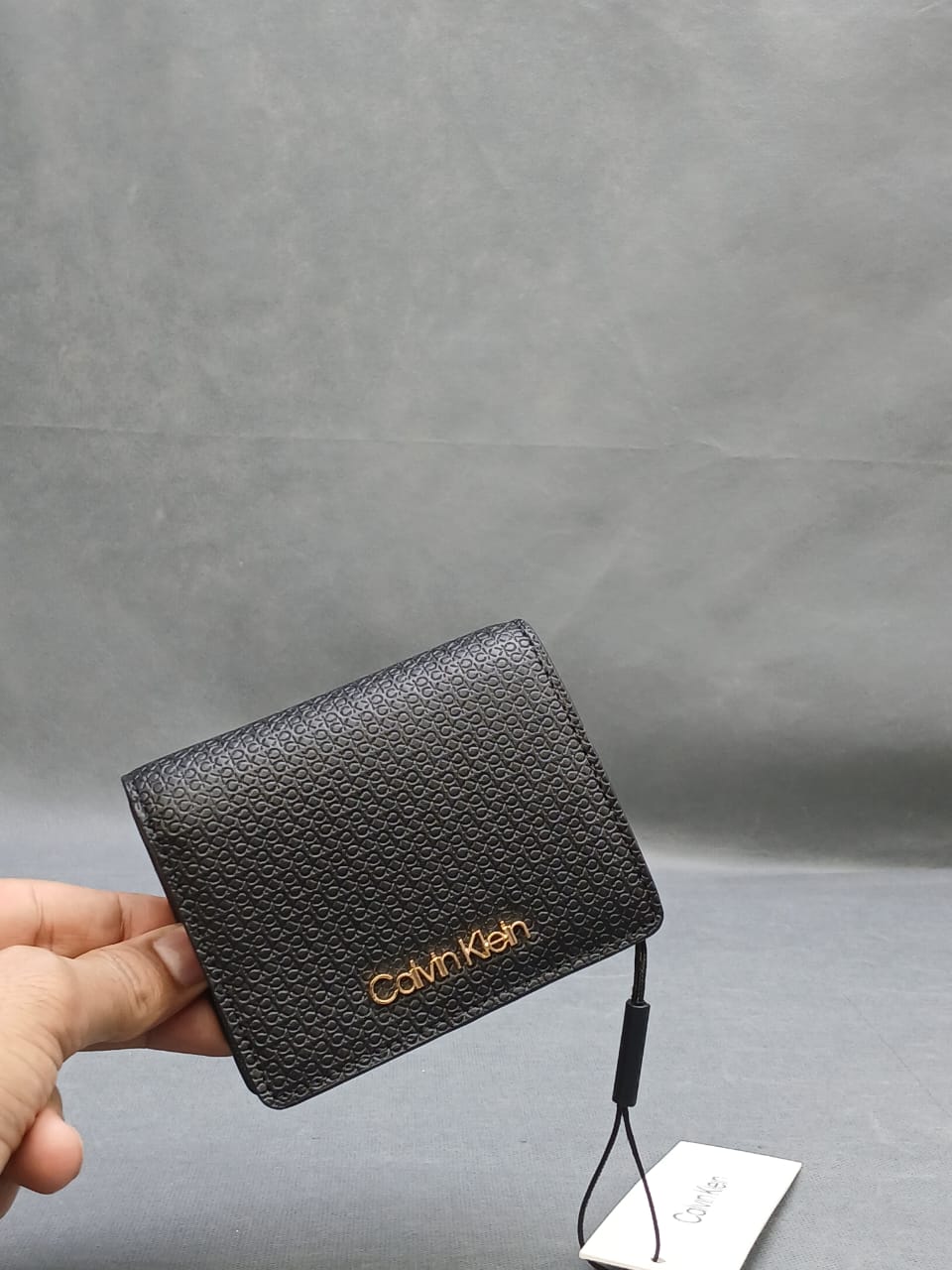 C.a.l.v.i.n K.l.e.i.n BIFOLD WALLET