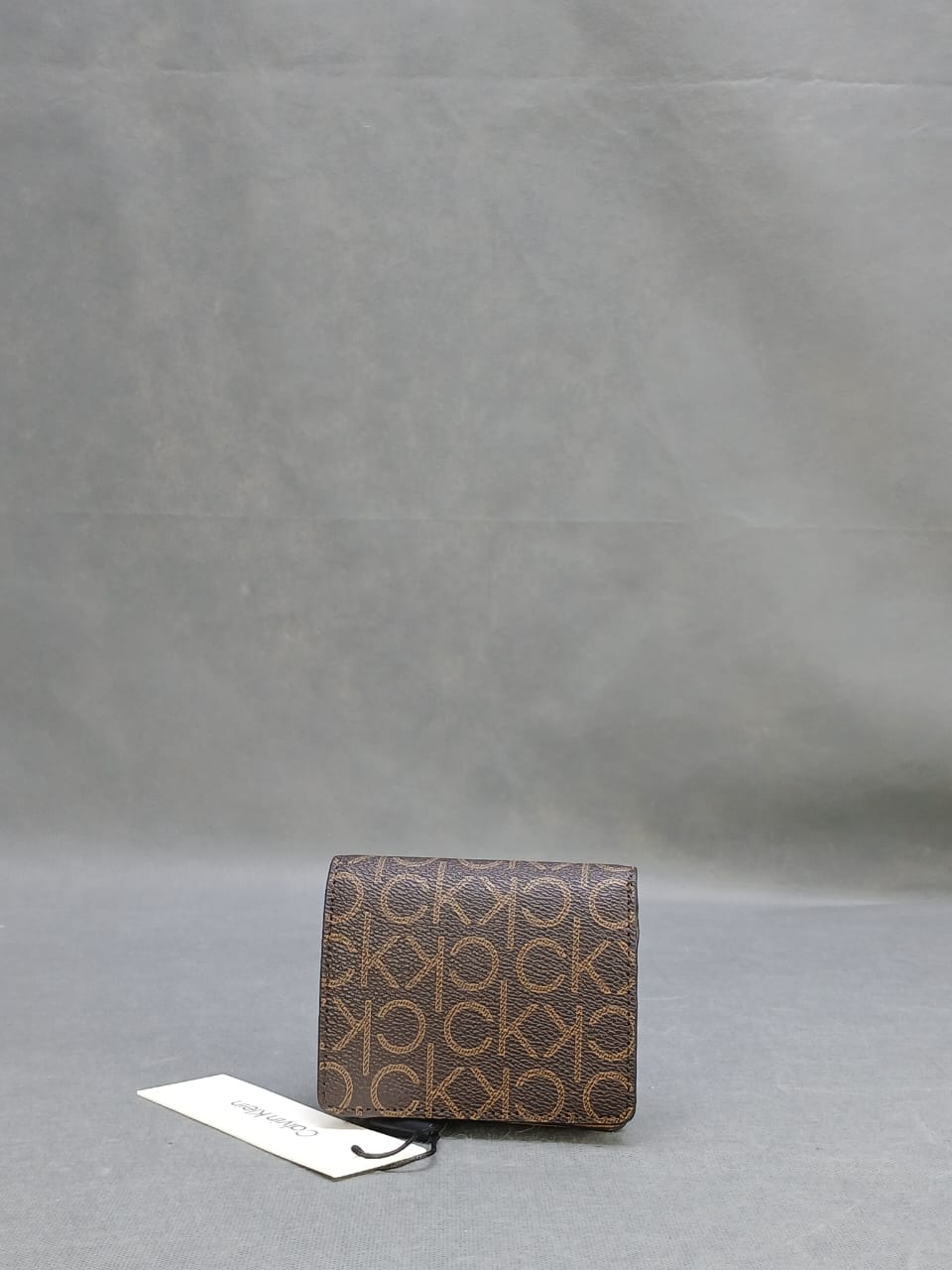 C.a.l.v.i.n K.l.e.i.n BIFOLD WALLET