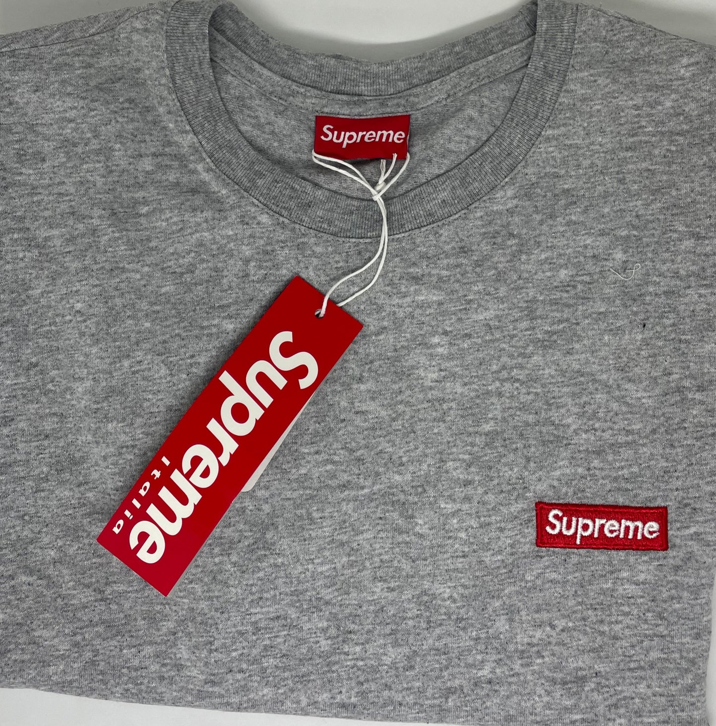 S.U.P.R.E.M.E. T-shirt Gray