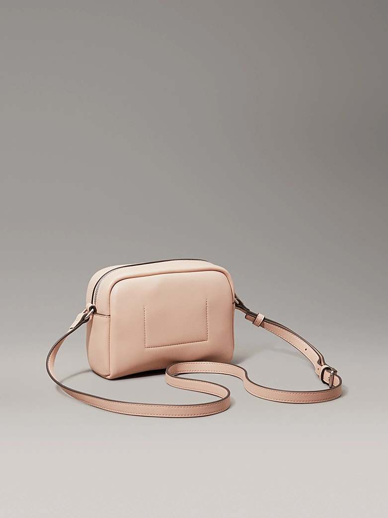 C-A-L-V-I-N K-L-E-I-N CROSSBODY BAG
