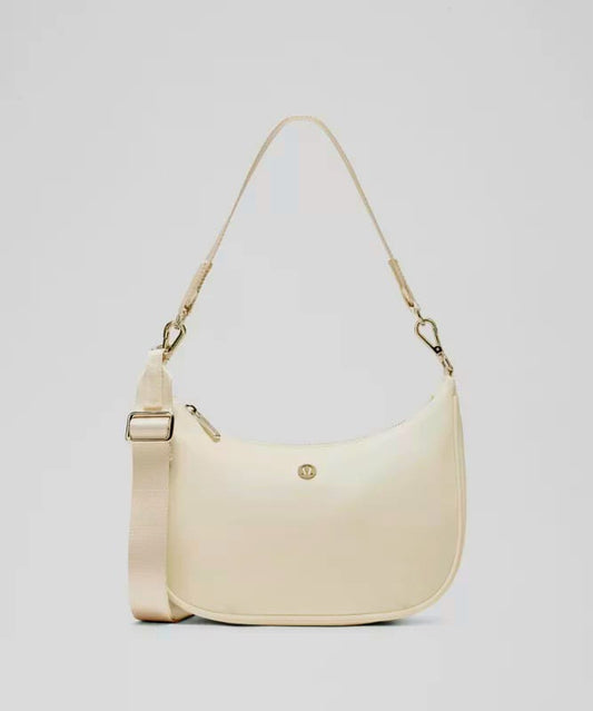 L.U.L.L-L-E.M.O.N CROSSBODY BAG