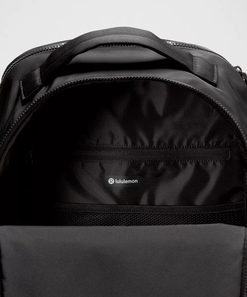 L.U.L.L-L-E.M.O.N CROSSBODY BAG