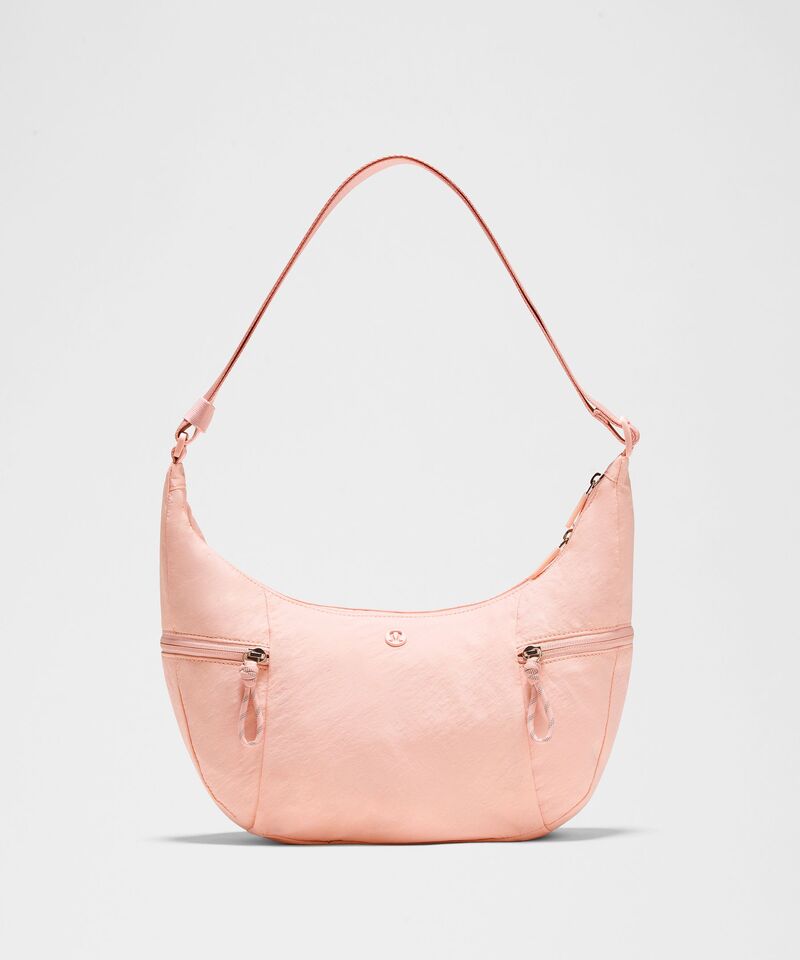 L.U.L.L-L-E.M.O.N SHOULDER BAG