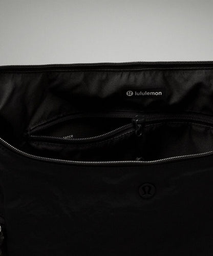 L.U.L.L-L-E.M.O.N SHOULDER BAG LU9CADS BLACK FOR WOMEN