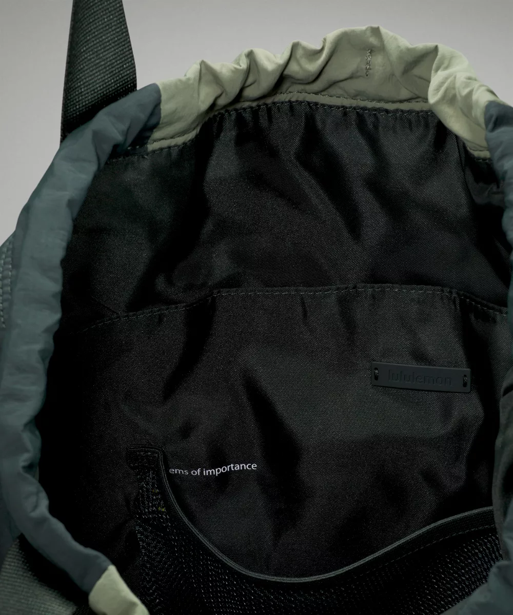 L.U.L.L-L-E.M.O.N BACKPACK BAG