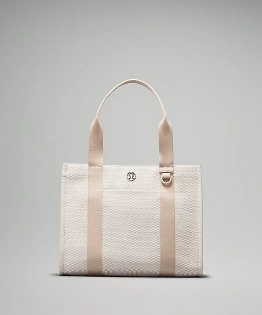 L.u.l.u-l.e.m.o.n Tote Bag