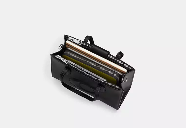 C-O-A-C-H CROSSBODY Bag