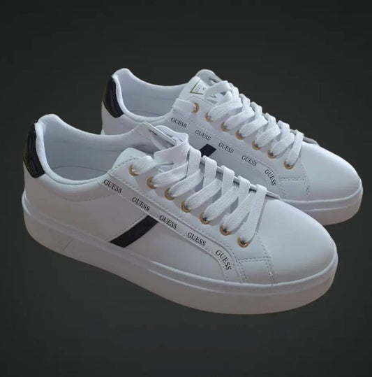 G.U-E.S.S Sneakers