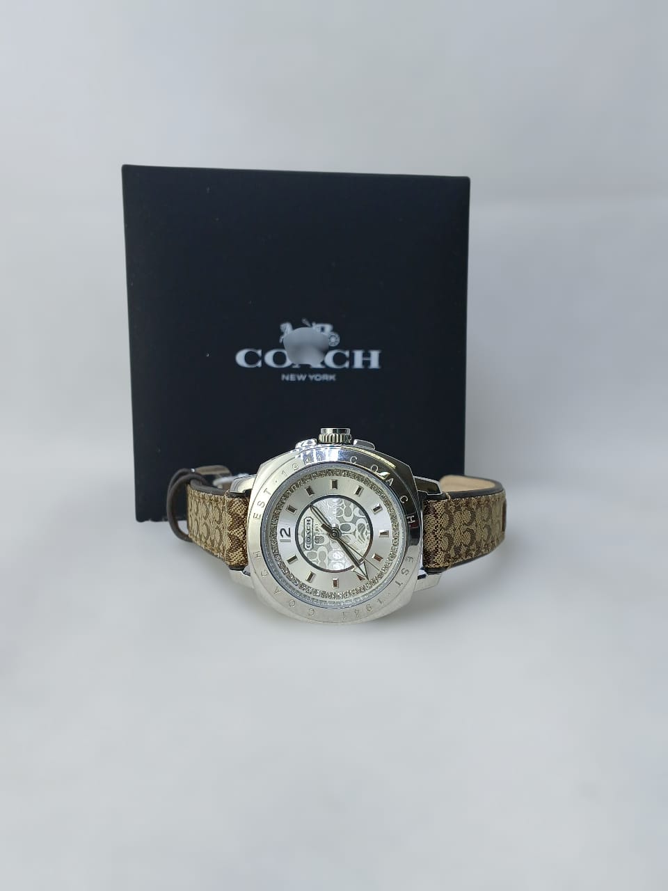 C.O-A.C.H WATCH