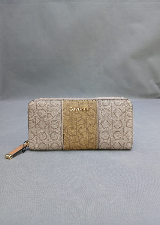 C.a.l.v.i.n K.l.e.i.n WALLET