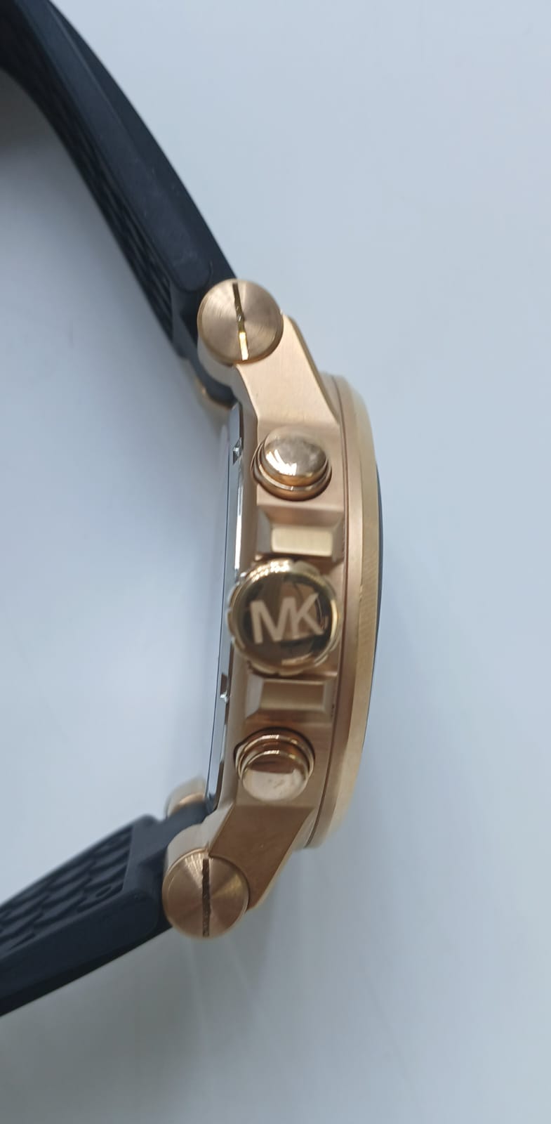 M-I-C-H-A-E-L K-O-R-S Watch