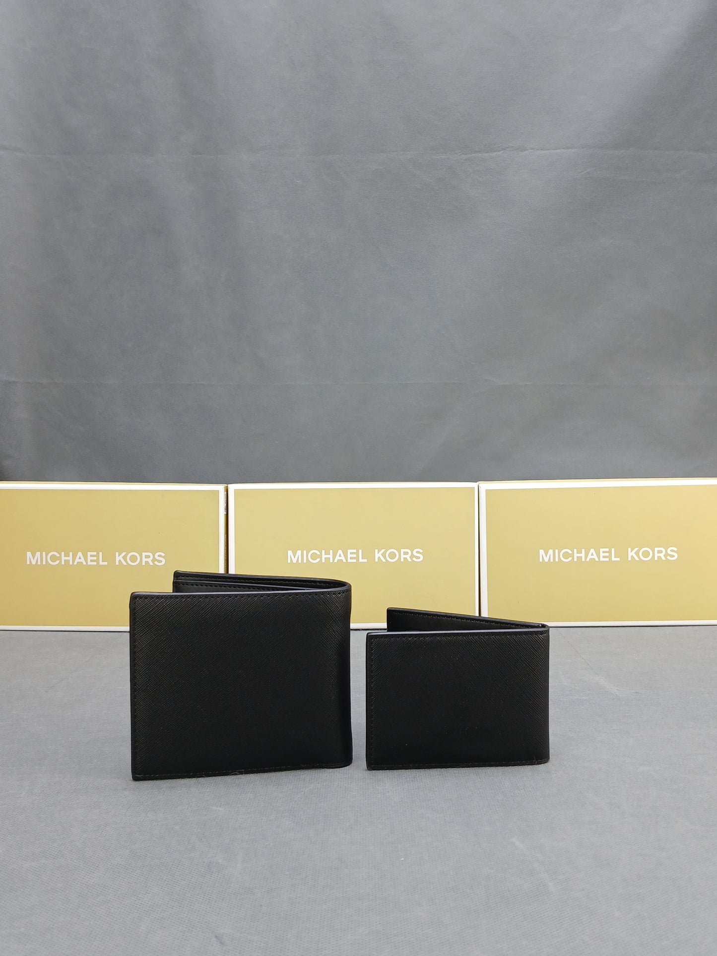 M.I.C.H-A.E.L  K.O-R.S 2in 1 WALLET + CARD HOLDER
