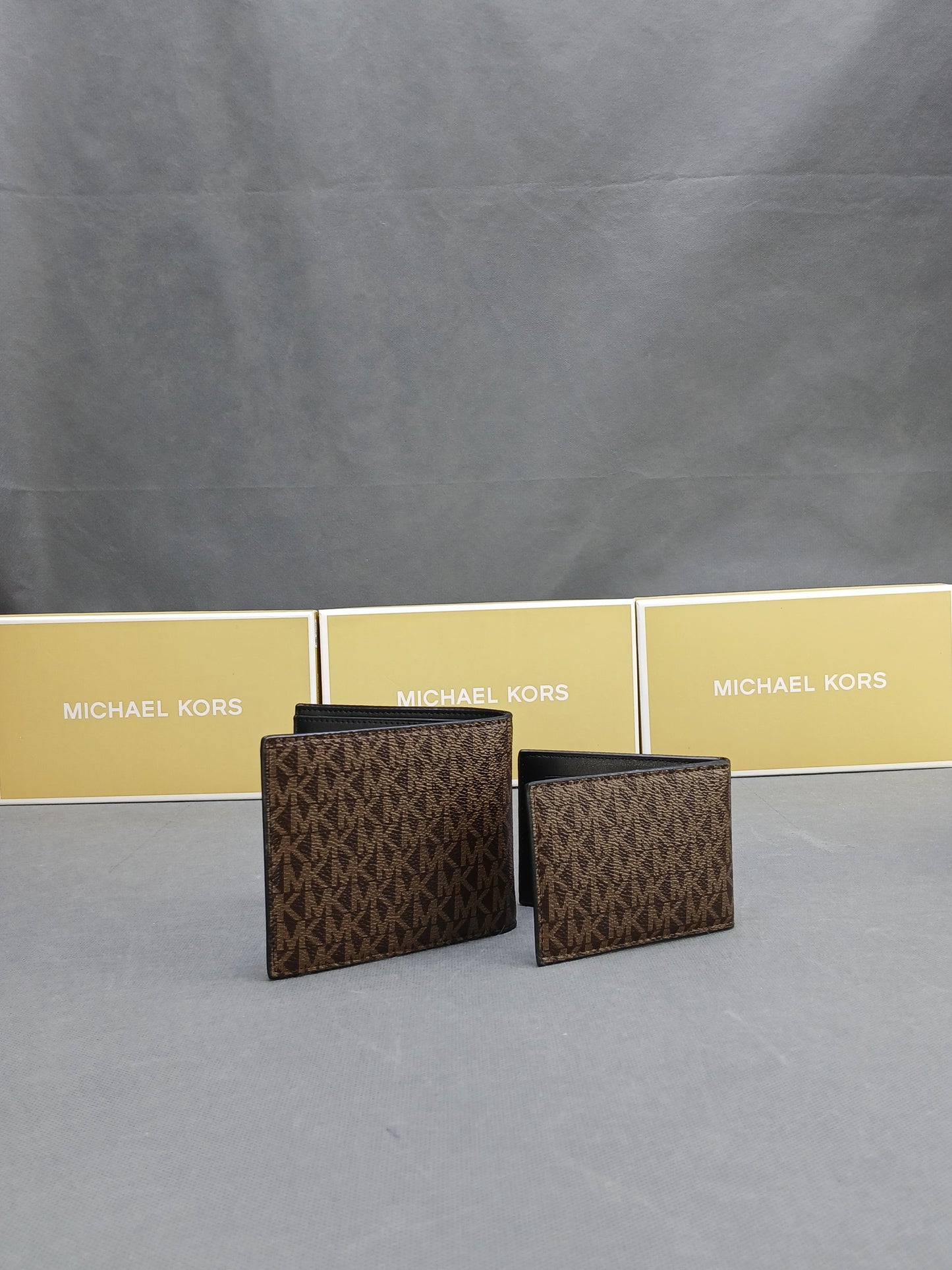 M.I.C.H-A.E.L  K.O-R.S 2in 1 WALLET + CARD HOLDER