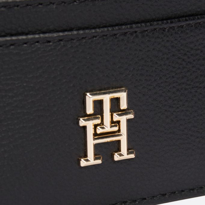 T-O-M-M-Y H-I-L-F-I-G-E-R CARD HOLDER AW0AW17331BDS BLACK FOR WOMEN