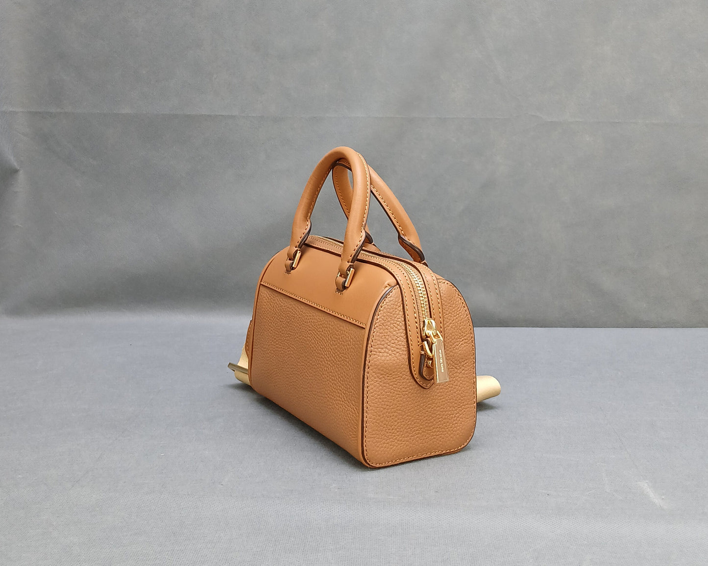 M.I.C.H.A.E.L K.O.R.S CROSSBODY Bag