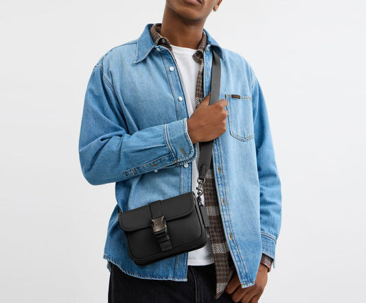 C-O-A-C-H CROSSBODY Bag