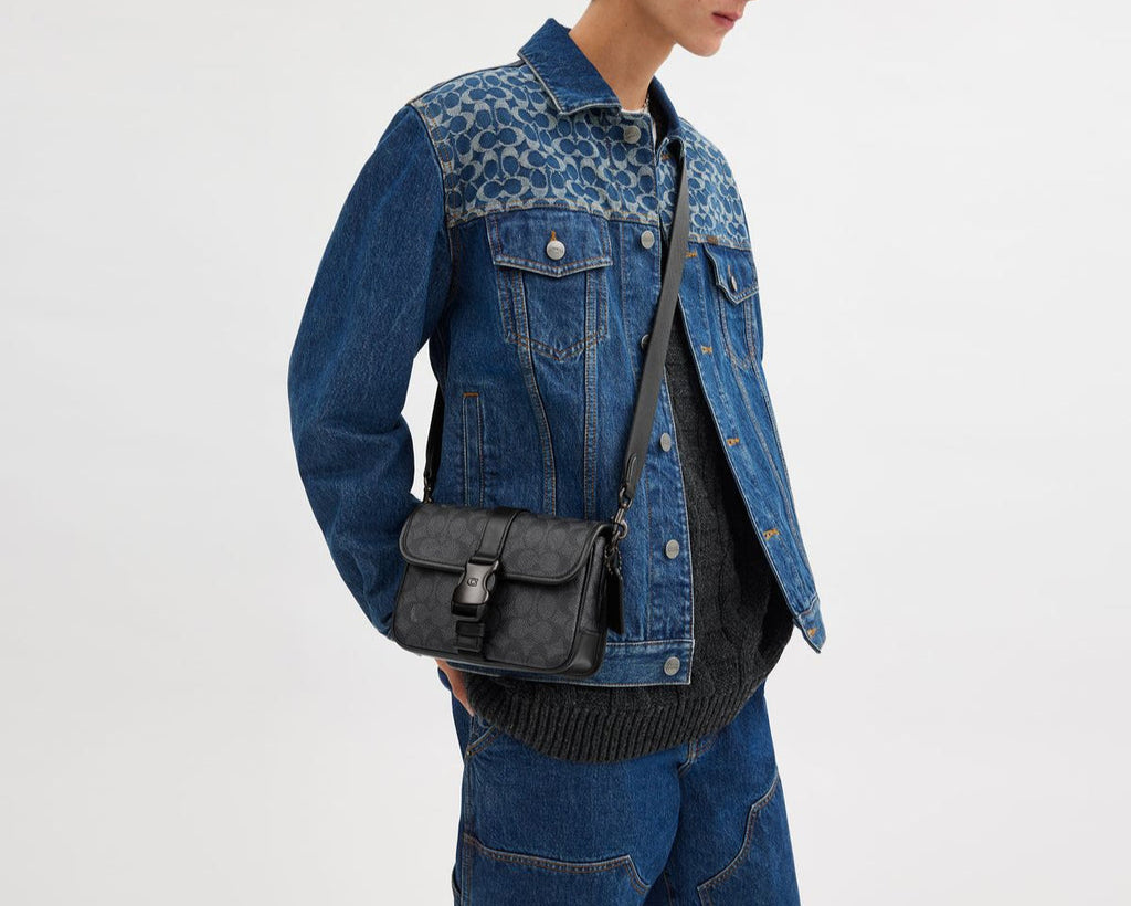 C-O-A-C-H CROSSBODY Bag